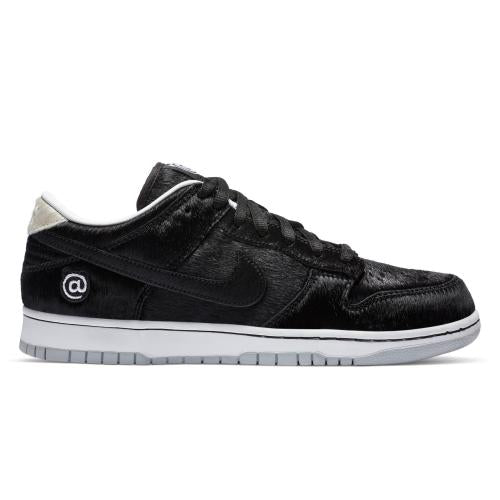 Medicom Toy x Nike SB Dunk Be@rbrick