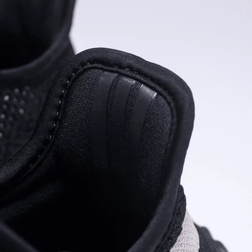 Yeezy Boost 350 V2 Oreo
