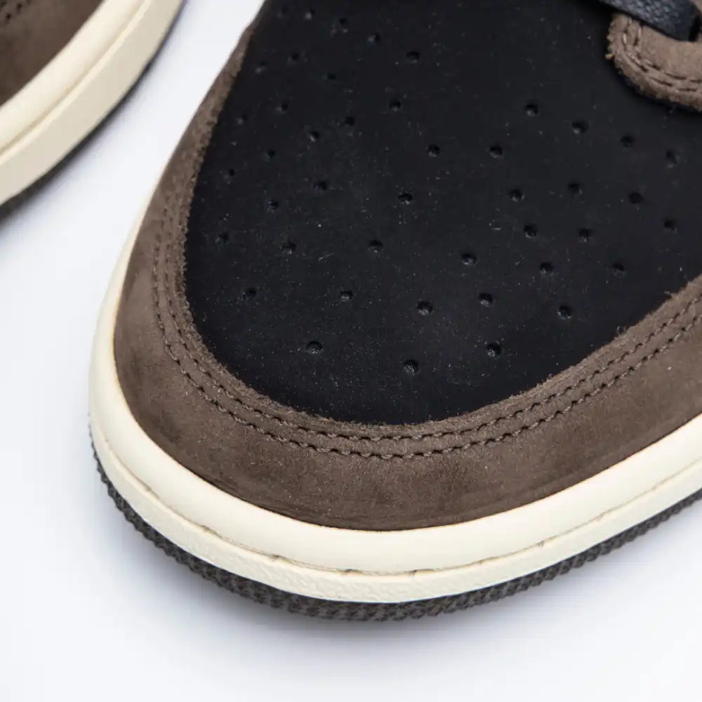 Travis Scott x Air Jordan 1 Low Retro SP Dark Mocha