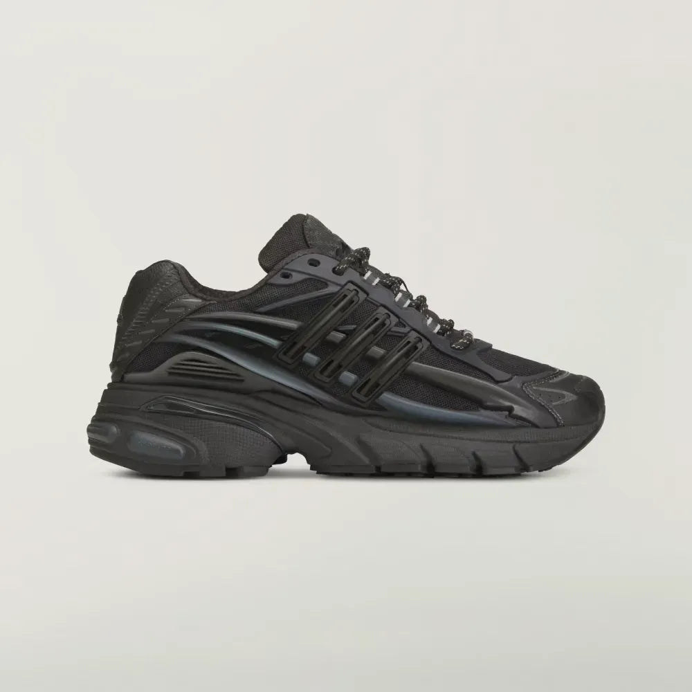 Pharrell Williams x adidas Adistar Jellyfish Triple Black