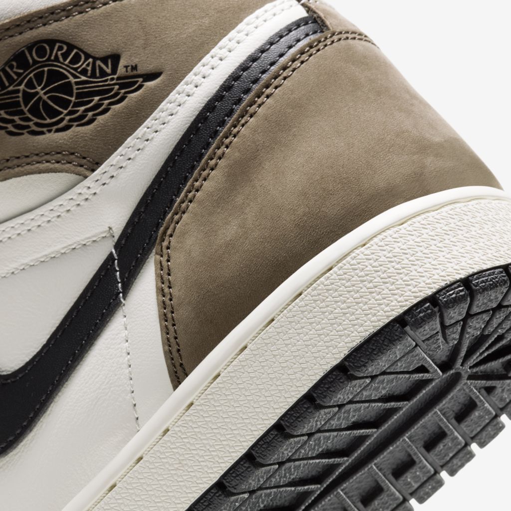 Air Jordan 1 High Dark Mocha