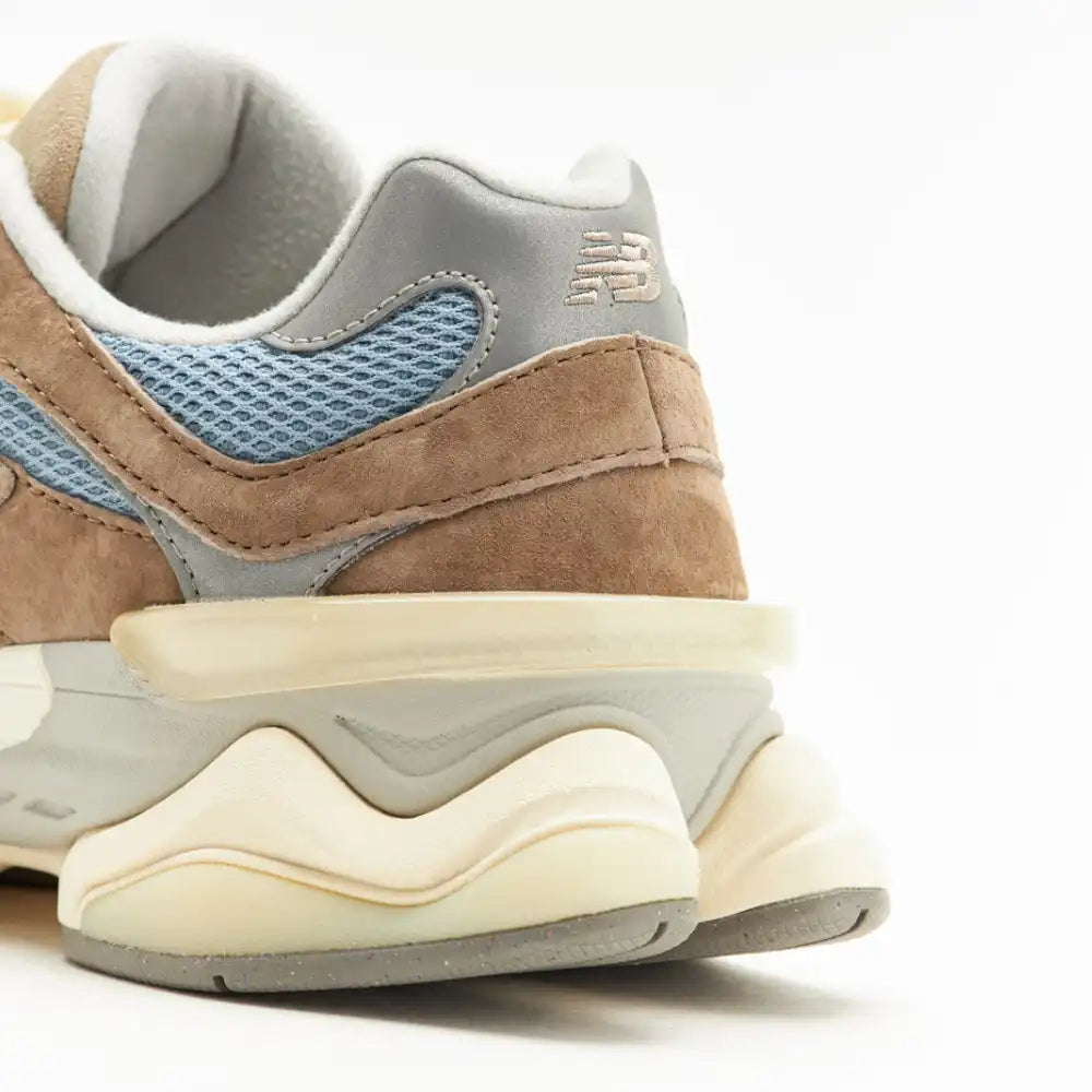 New Balance 9060 Sea Salt Blue