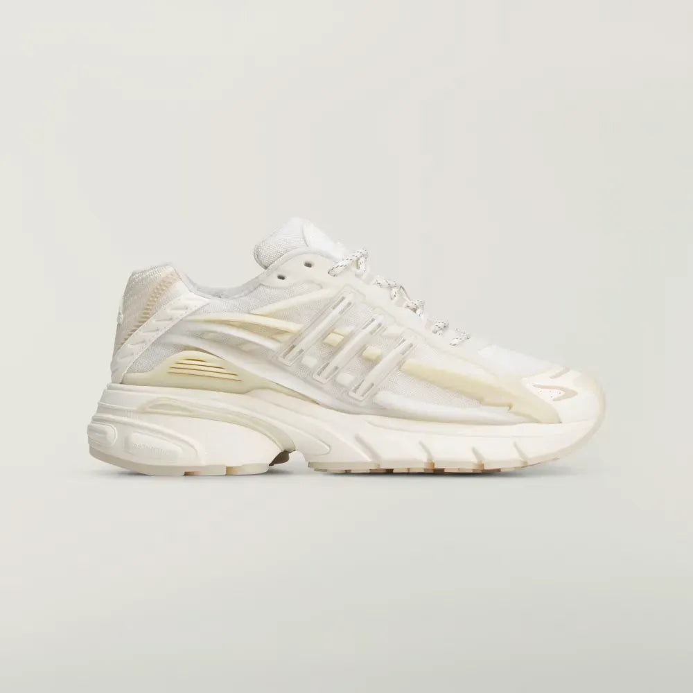 Pharrell Williams x adidas Adistar Jellyfish Chalk White