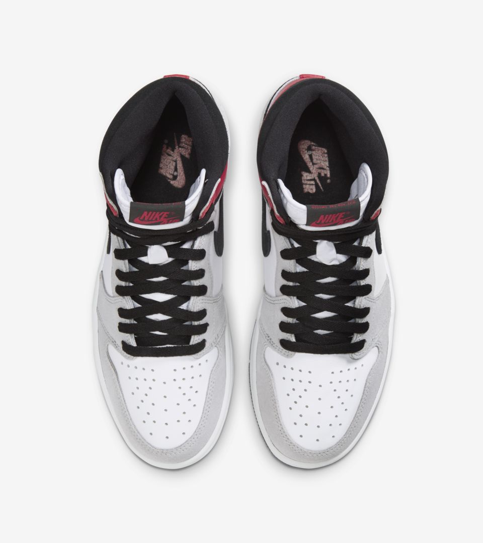 Air Jordan 1 High Smoke Grey